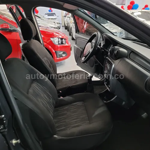Renault Sandero, Modelo 2016 - Imagen 11
