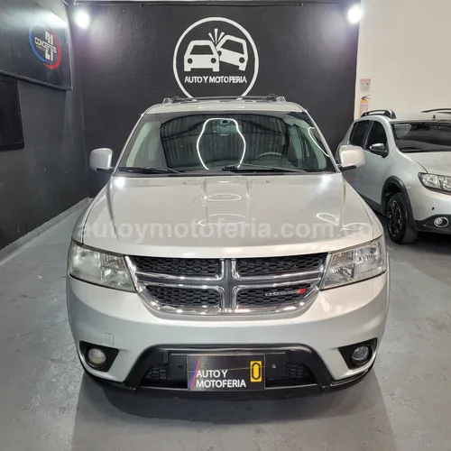 Dodge Journey, Modelo 2012 - Imagen 3