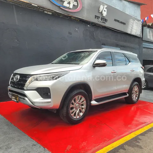 Toyota Fortuner, Modelo 2025 - Imagen 4