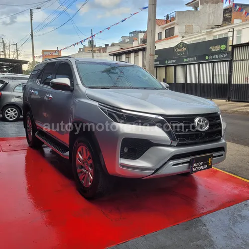 Toyota Fortuner, Modelo 2025 - Imagen 7