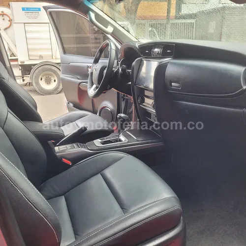 Toyota Fortuner, Modelo 2025 - Imagen 12
