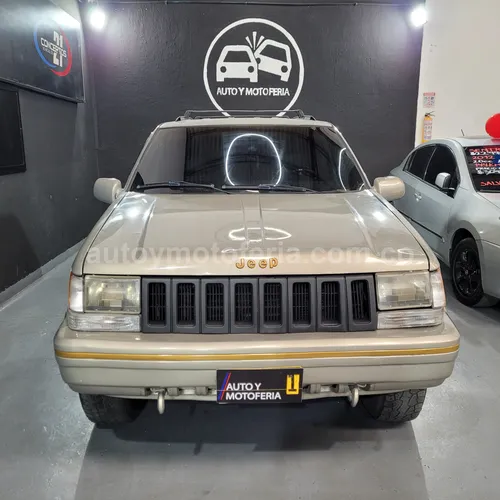 Jeep Chekoree, Modelo 1994 - Imagen 4