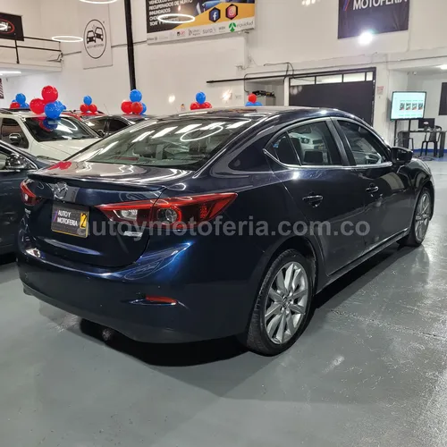 MAZDA 3 GRAND TOURING 2018 SALVAMENTO