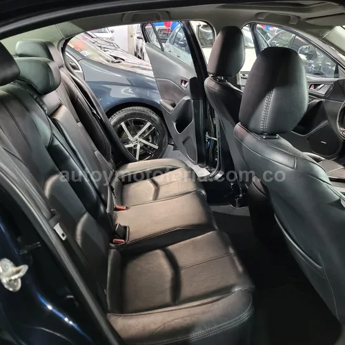 MAZDA 3 GRAND TOURING 2018 SALVAMENTO