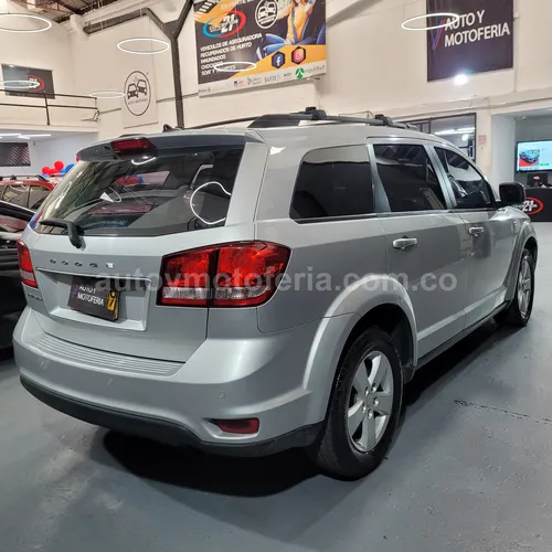 Dodge Journey, Modelo 2014 - Imagen 7