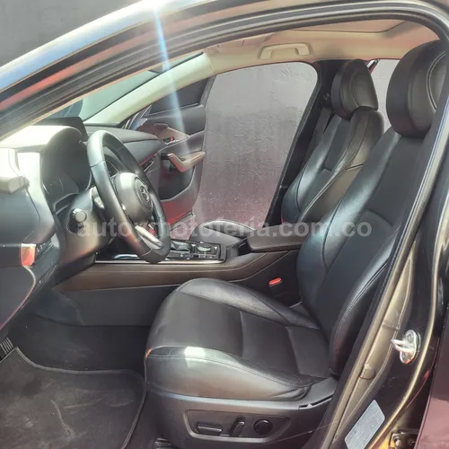 Mazda CX30 Grand Touring, Modelo 2024 - Imagen 9
