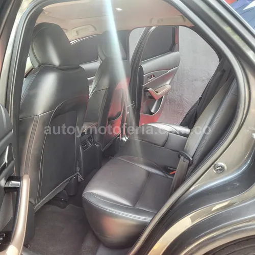 Mazda CX30 Grand Touring, Modelo 2024 - Imagen 12