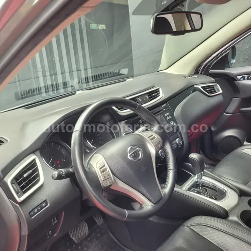 NISSAN QASHQAI 2018