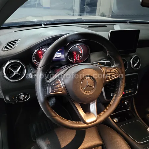 Mercedes Benz GLA 200, Modelo 2018 - Imagen 2