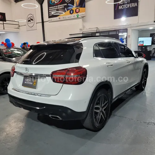 Mercedes Benz GLA 200, Modelo 2018 - Imagen 13