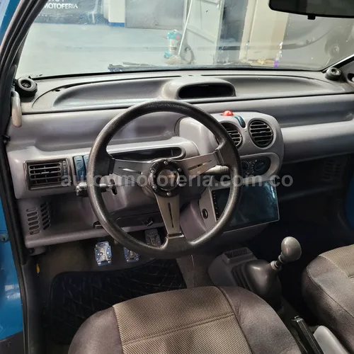 Renault Twingo, Modelo 1996 - Imagen 8