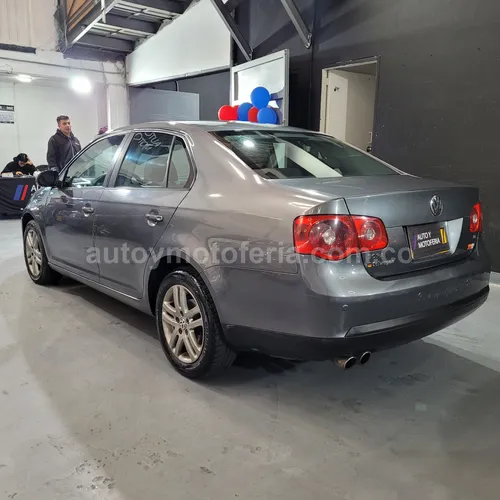 VOLKSWAGEN BORA 2008 SALVAMENTO