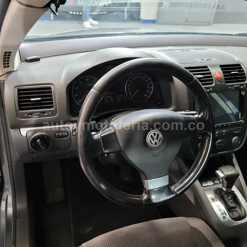 VOLKSWAGEN BORA 2008 SALVAMENTO