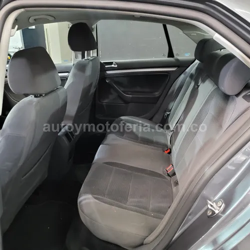 VOLKSWAGEN BORA 2008 SALVAMENTO