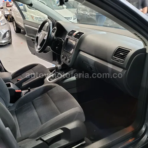 VOLKSWAGEN BORA 2008 SALVAMENTO