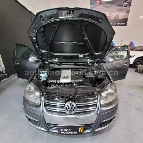 VOLKSWAGEN BORA 2008 SALVAMENTO