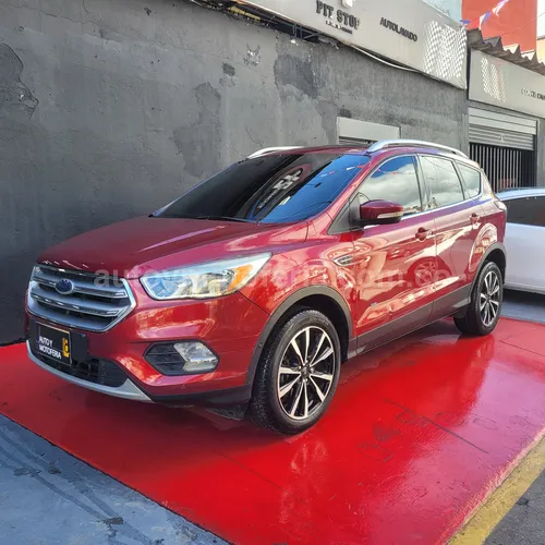 FORD ESCAPE TITANIUM 2017