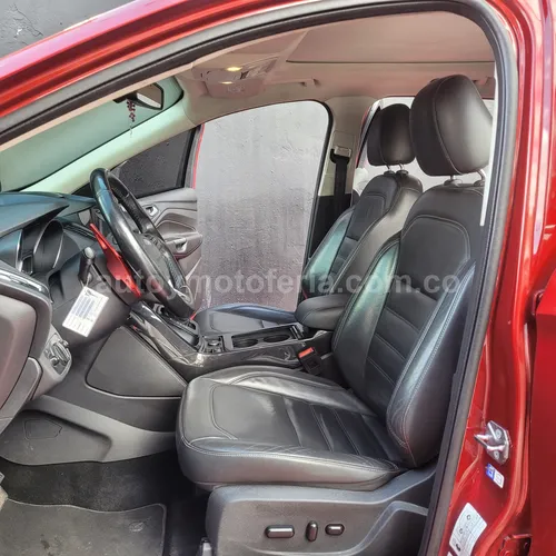 FORD ESCAPE TITANIUM 2017