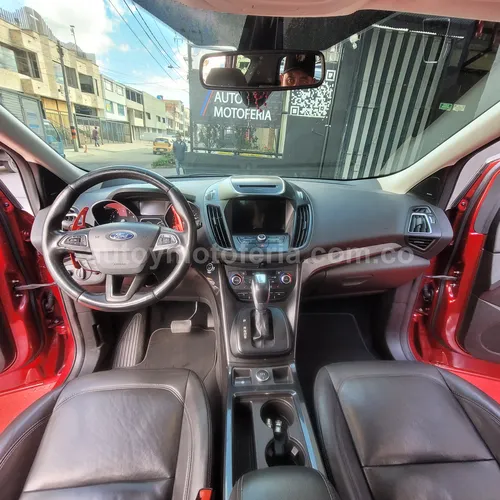 FORD ESCAPE TITANIUM 2017