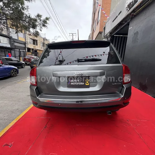 JEEP COMPASS 2012