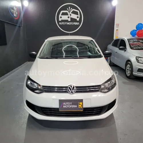 Volkswagen Vento Comfortline, Modelo 2016 - Imagen 4