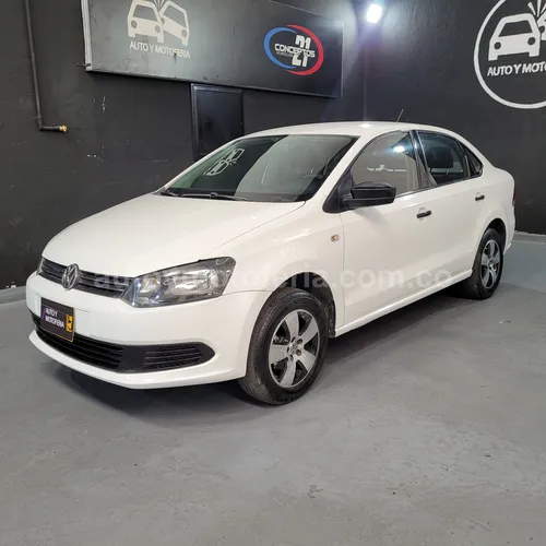 Volkswagen Vento Comfortline, Modelo 2016 - Imagen 5
