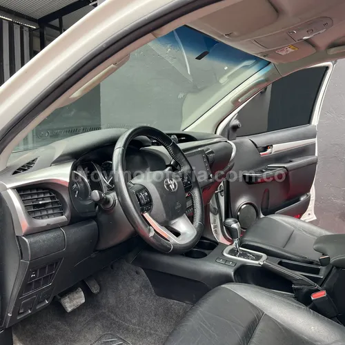 TOYOTA HILUX 2022 SALVAMENTO
