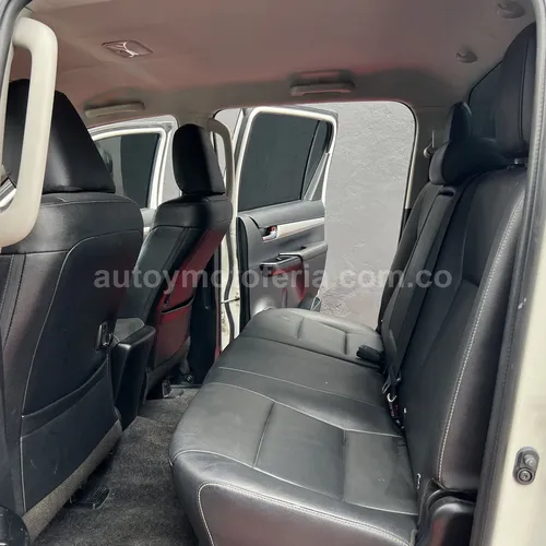 TOYOTA HILUX 2022 SALVAMENTO
