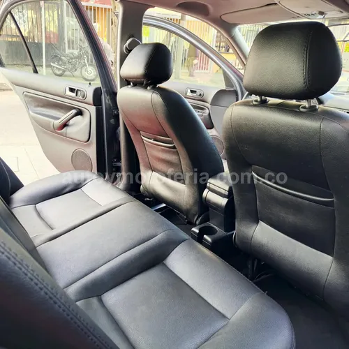 VOLKSWAGEN JETTA 2012 SALVAMENTO